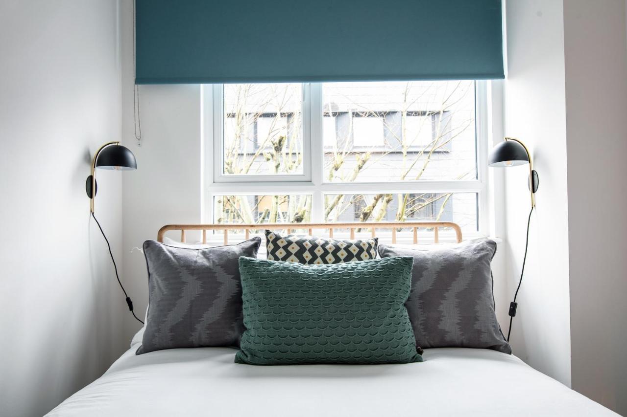 City Centre - Free Parking - Stylish 2 Bedroom Apartment Бристоль Экстерьер фото