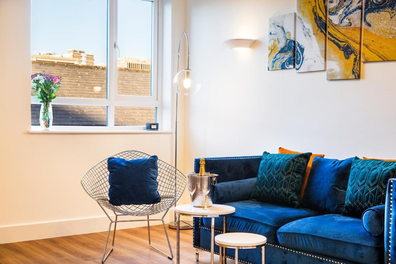 City Centre - Free Parking - Stylish 2 Bedroom Apartment Бристоль Экстерьер фото